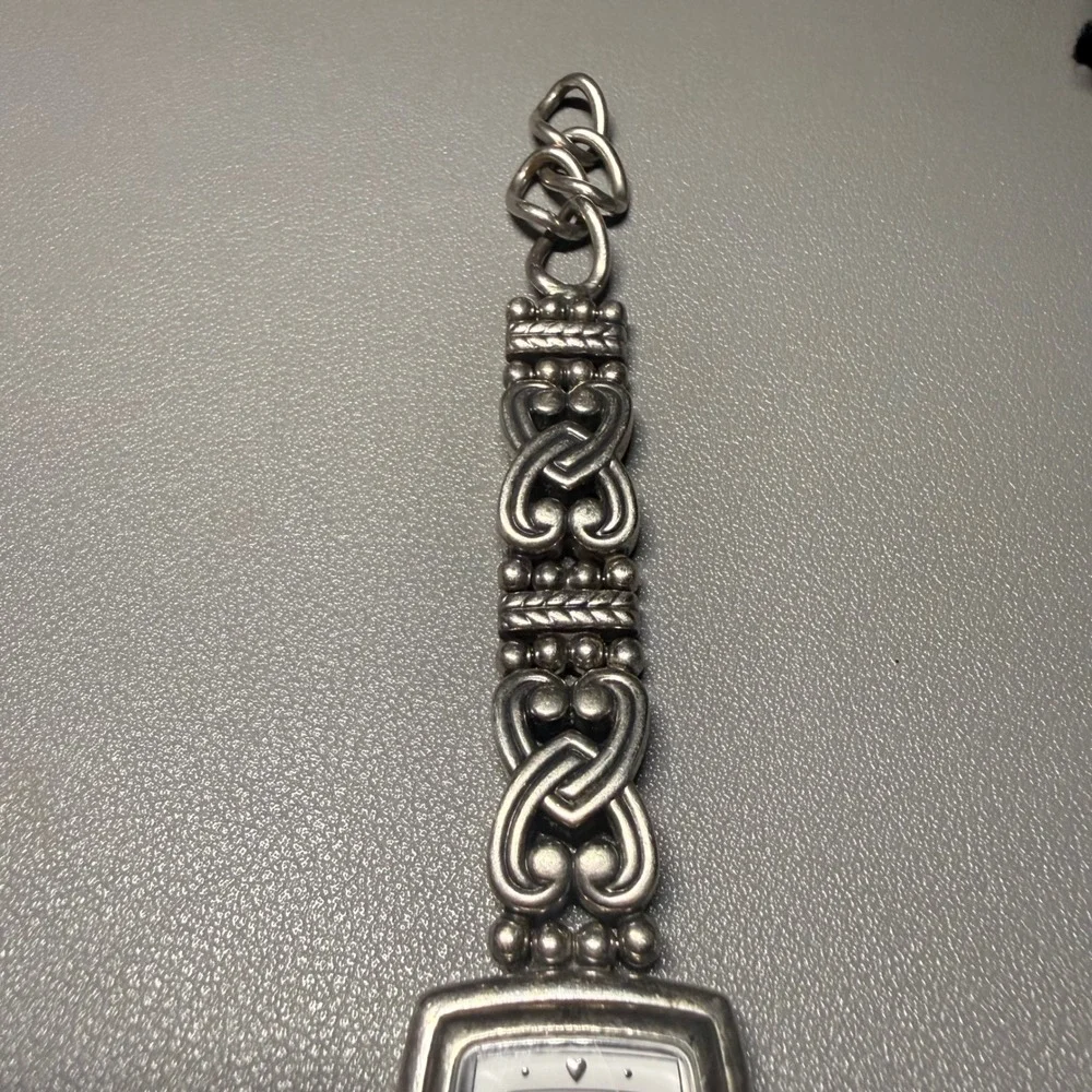 Brighton Santa Rosa Silver Tone Heart Scroll‎ Toggle Link Bracelet Watch Analog